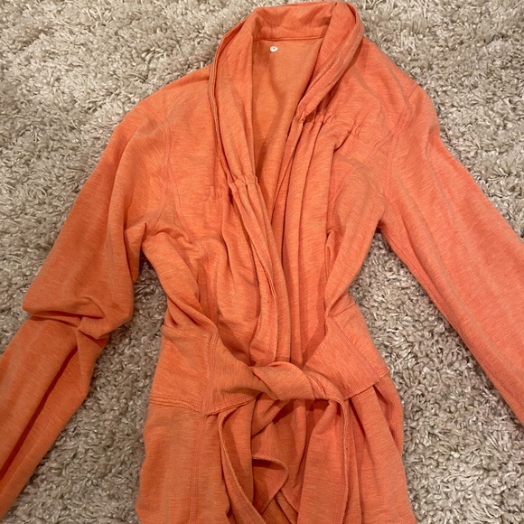 LULULEMON CARDIGAN! Size 6 - Picture 2 of 3